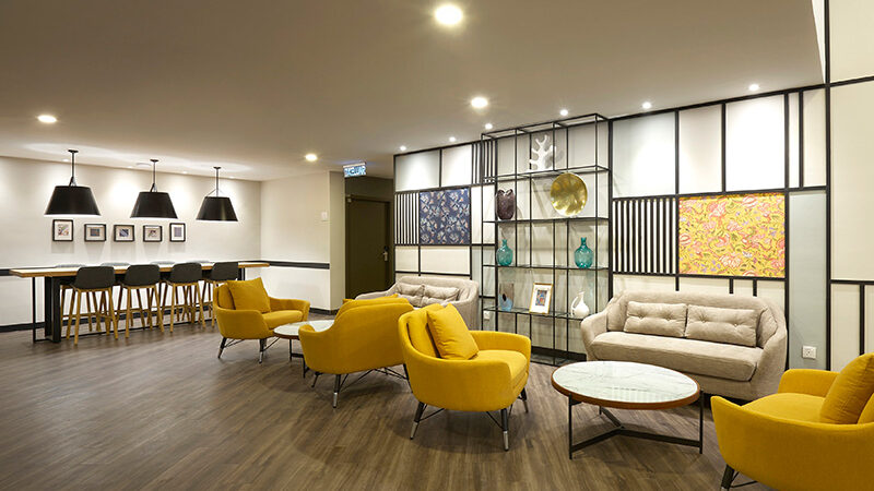 https://www.aceshotels.com/wp-content/uploads/2024/02/Lobby-with-sofa-seating-area-800x450.jpg